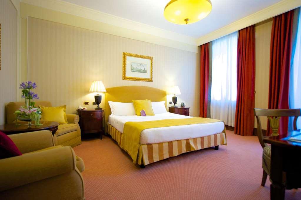 Excelsior Palace Palermo Room photo