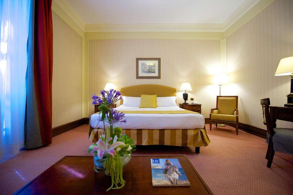 Excelsior Palace Palermo Room photo